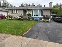 422 RYERSON CRESCENT Thunder Bay (College Park), ON P7C 5R6