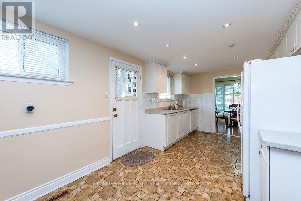 3602 Dunrankin Drive, Mississauga, ON