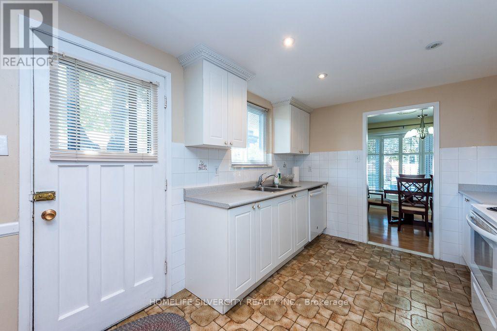 3602 Dunrankin Drive, Mississauga, ON