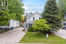 219 INSHES Chatham, ON N7M 2Z5