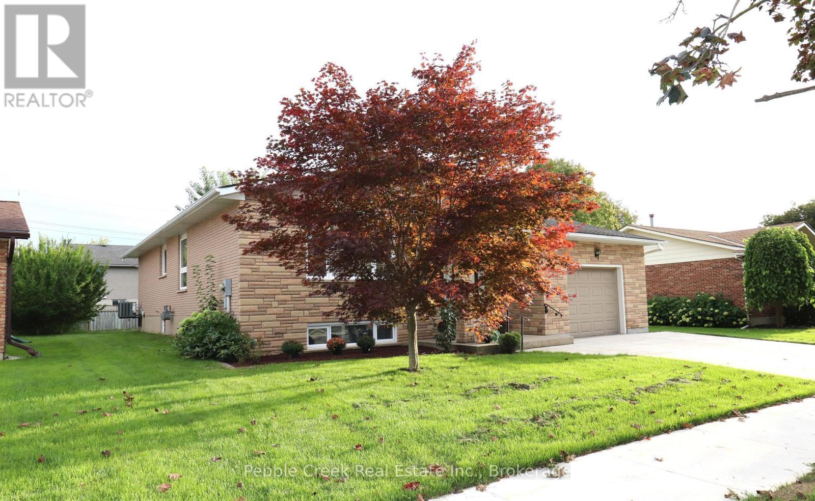 21 Suncoast Drive W, Goderich (Goderich (Town)), ON