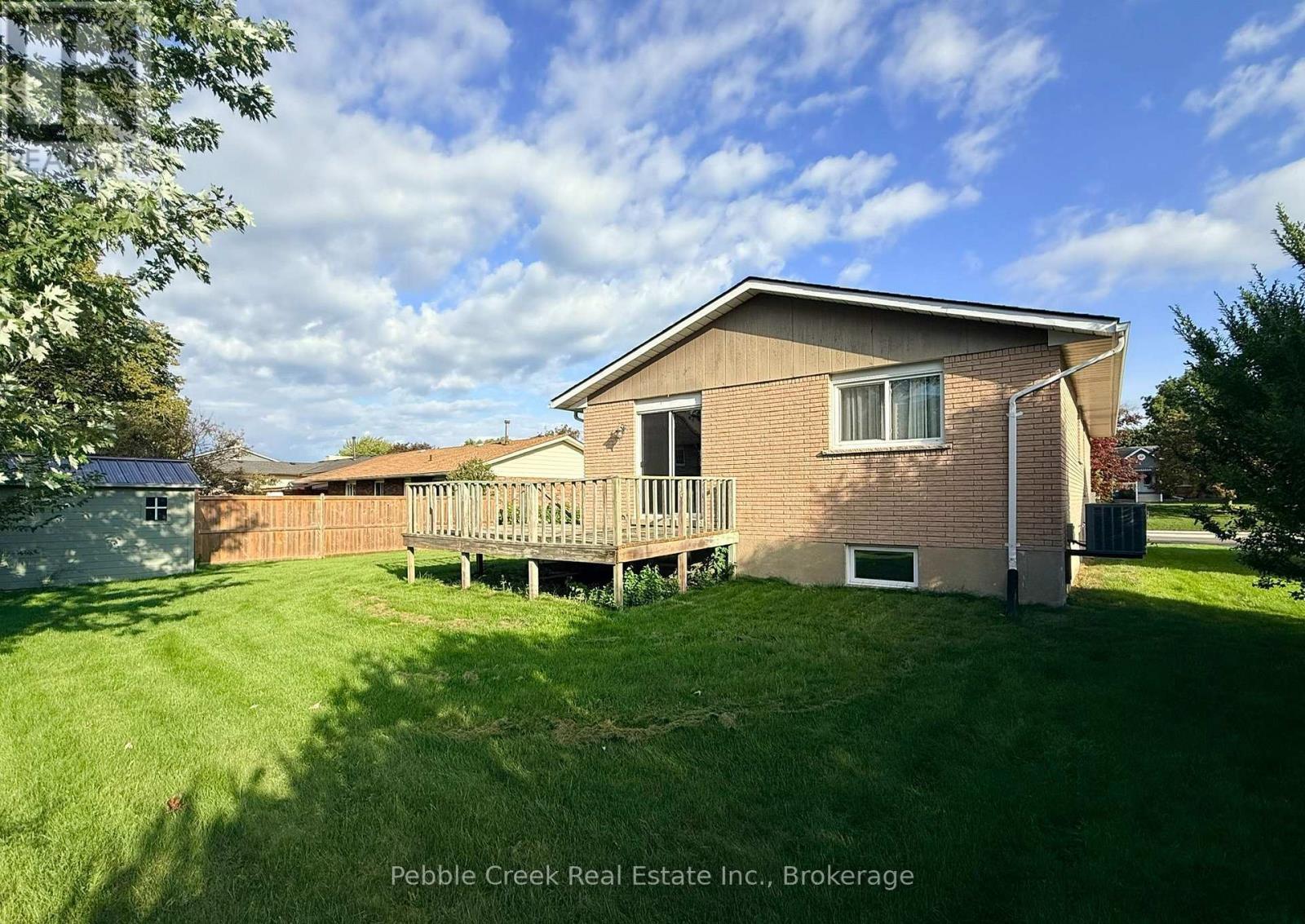 21 Suncoast Drive W, Goderich (Goderich (Town)), ON