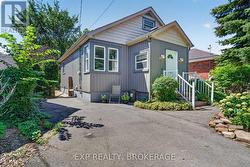 100 REGENT STREET Kingston (Central City East), ON K7L 4J8