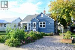 5028 44 Street Innisfail, AB T4G 1L5