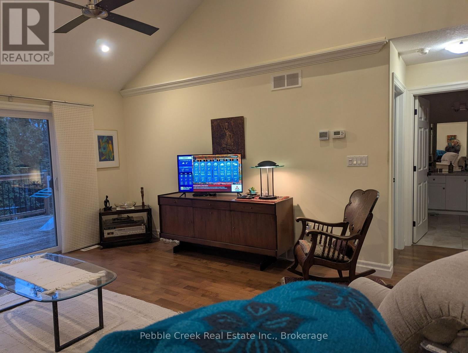 Livingroom - 16 - 27 Fairhaven Lane, Goderich (Goderich (Town)), ON