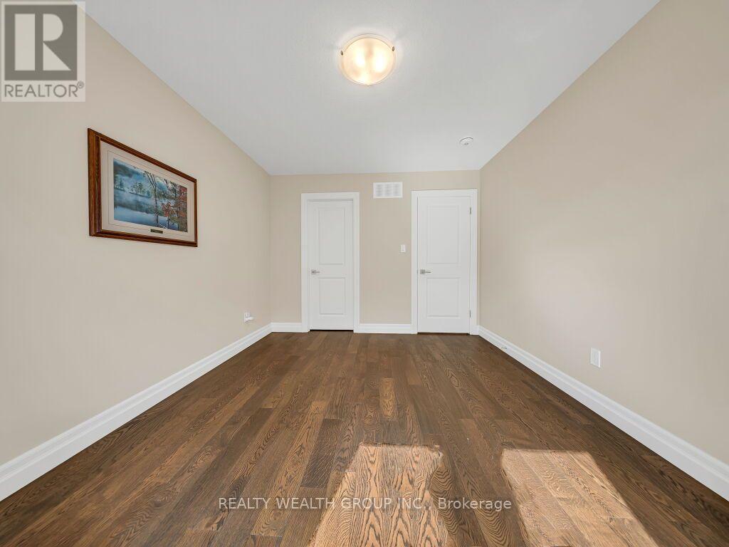 39 Carriage Crossing, Mapleton, ON