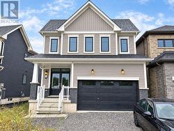 MAIN FLOOR - 154 WESTBRIDGE AVENUE Welland, ON L3B 0P4