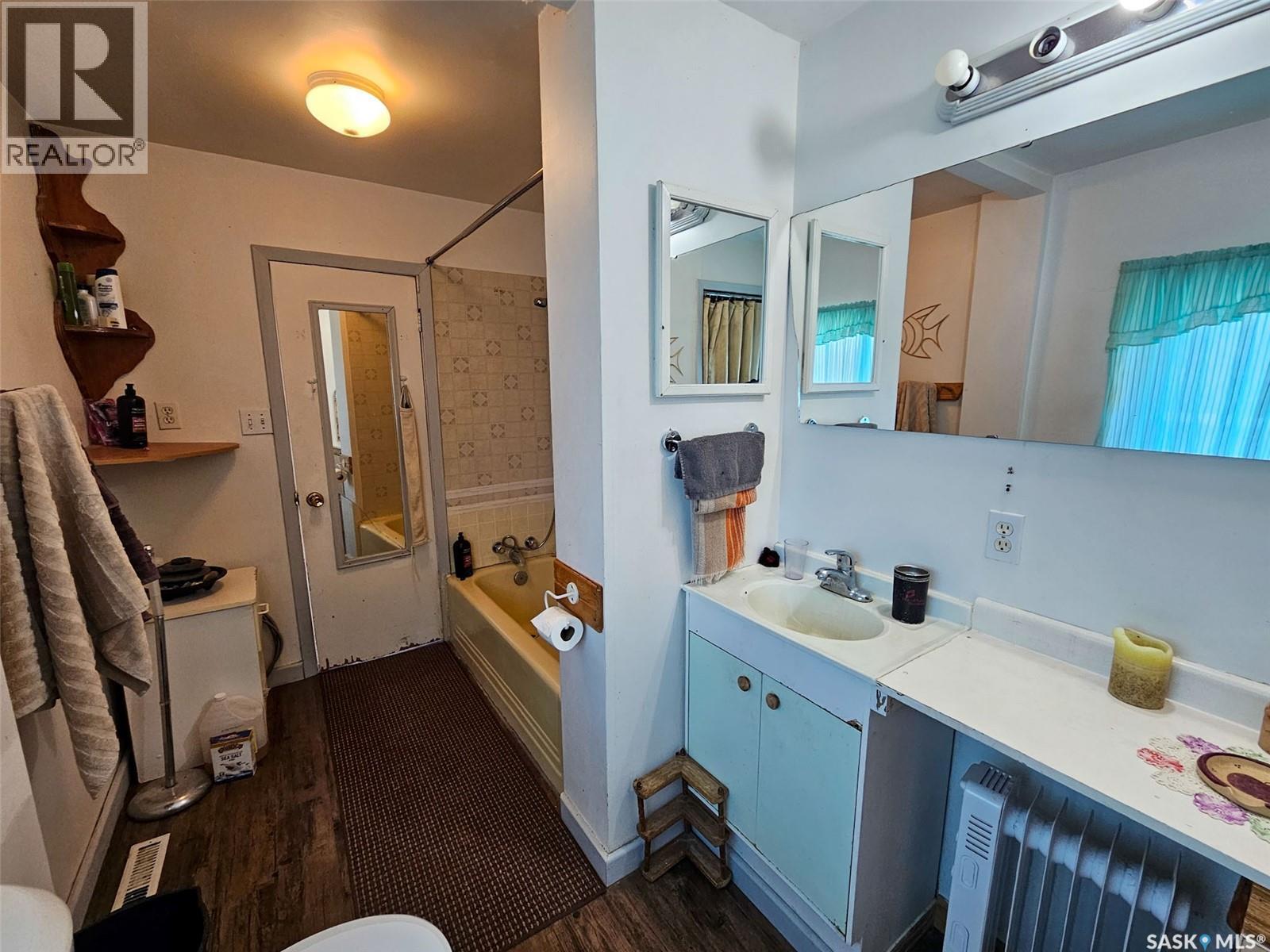 102 Montreal Street, Ernfold, SK
