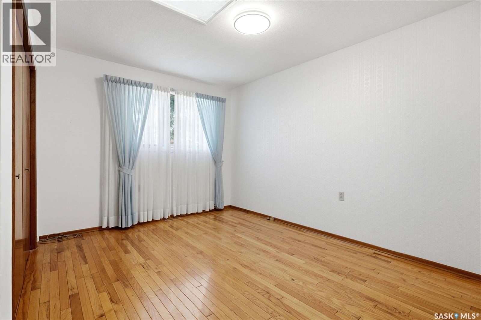 2807 Howell Drive E, Regina, SK