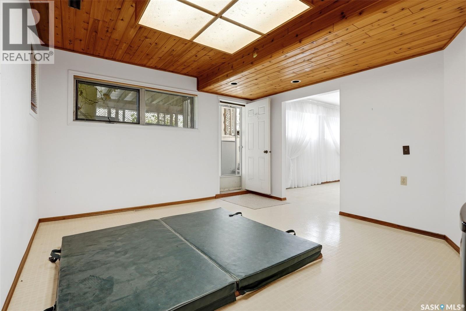 2807 Howell Drive E, Regina, SK