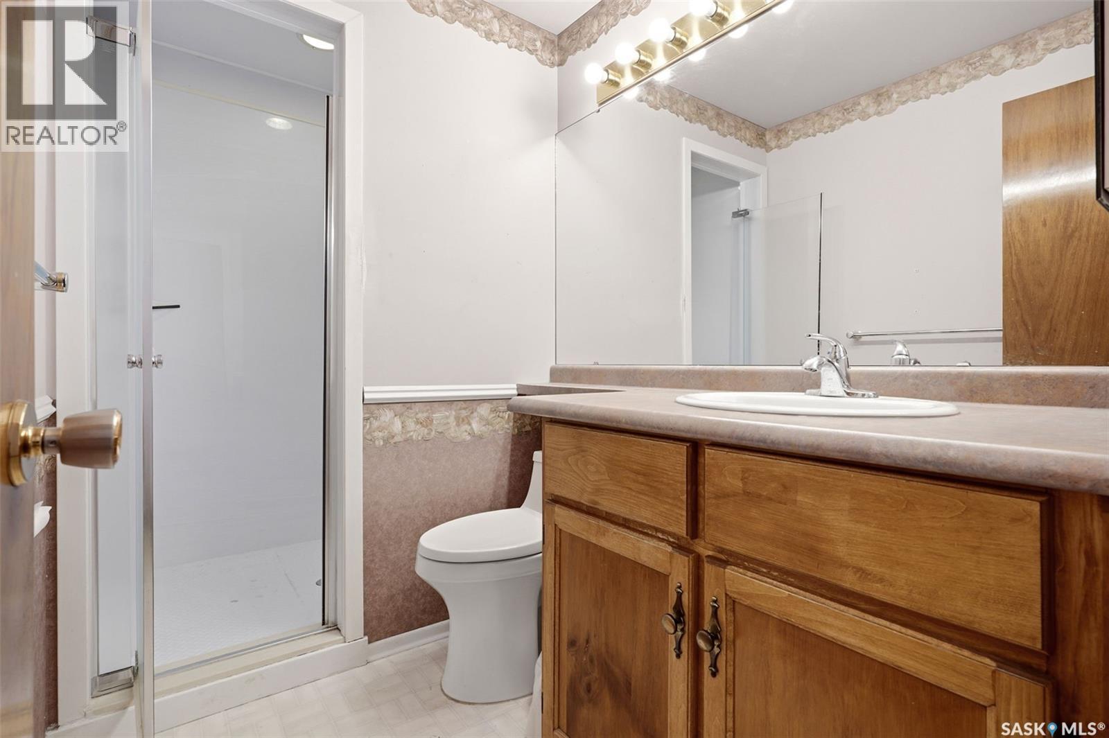 2807 Howell Drive E, Regina, SK