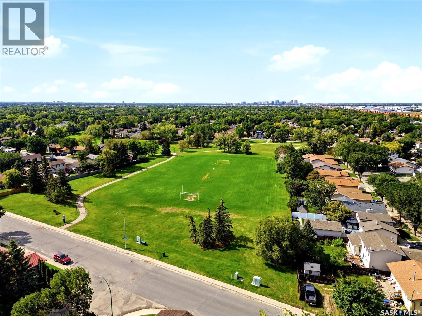 2807 Howell Drive E, Regina, SK