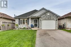 3 MEADOWVALE DRIVE St. Thomas, ON N5P 4P1