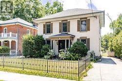 551 WELLER STREET Peterborough (Town Ward 3), ON K9H 2N9