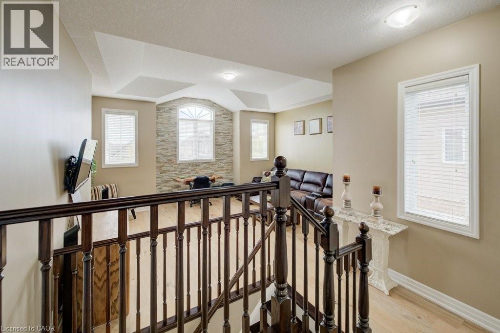 300 Watervale Crescent, Kitchener, ON