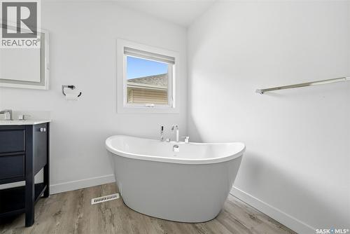 3105 Assiniboine Avenue, Regina, SK 