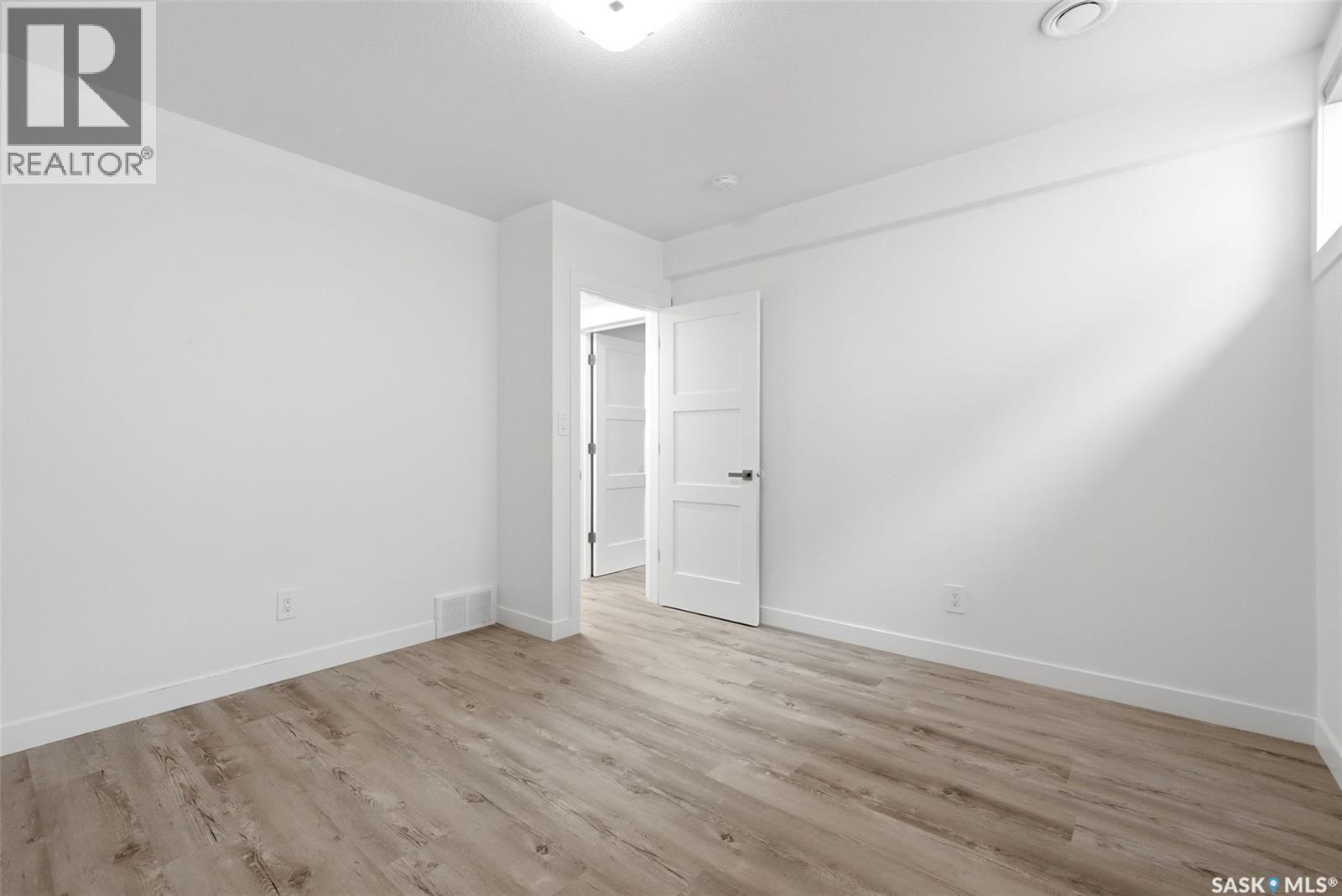 3105 Assiniboine Avenue, Regina, SK