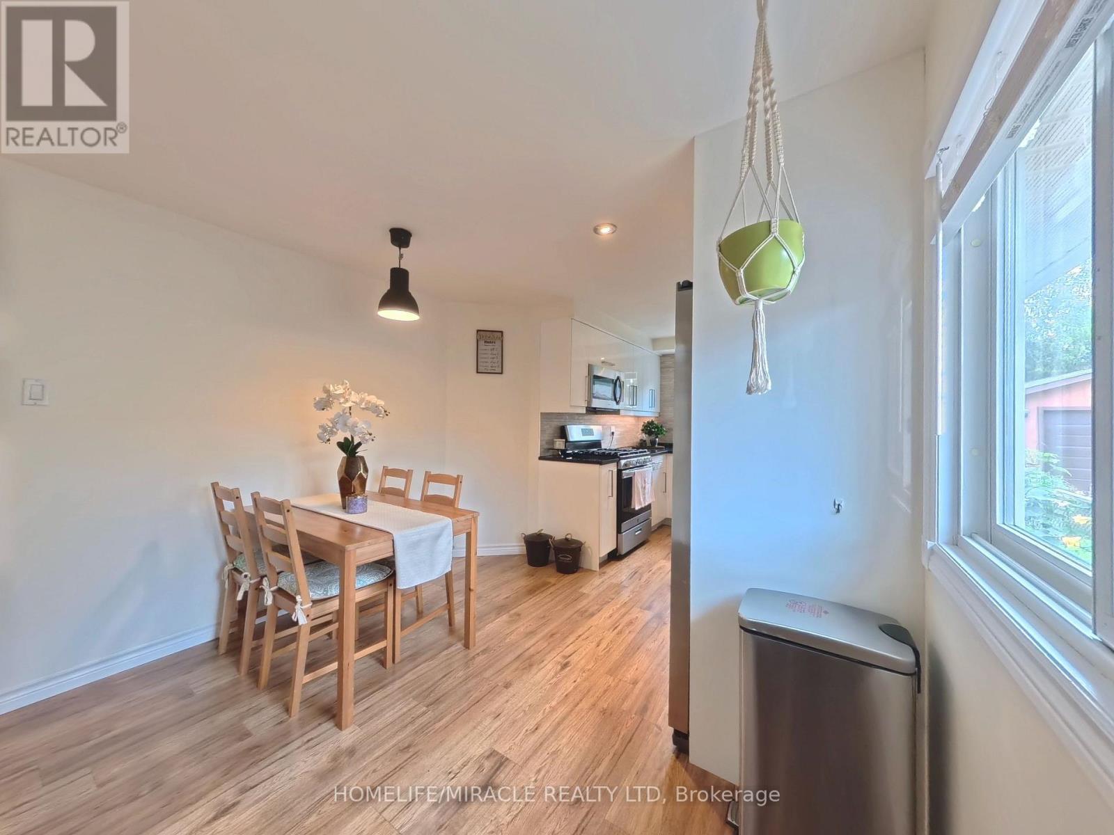380 Grangewood Drive, Waterloo, ON