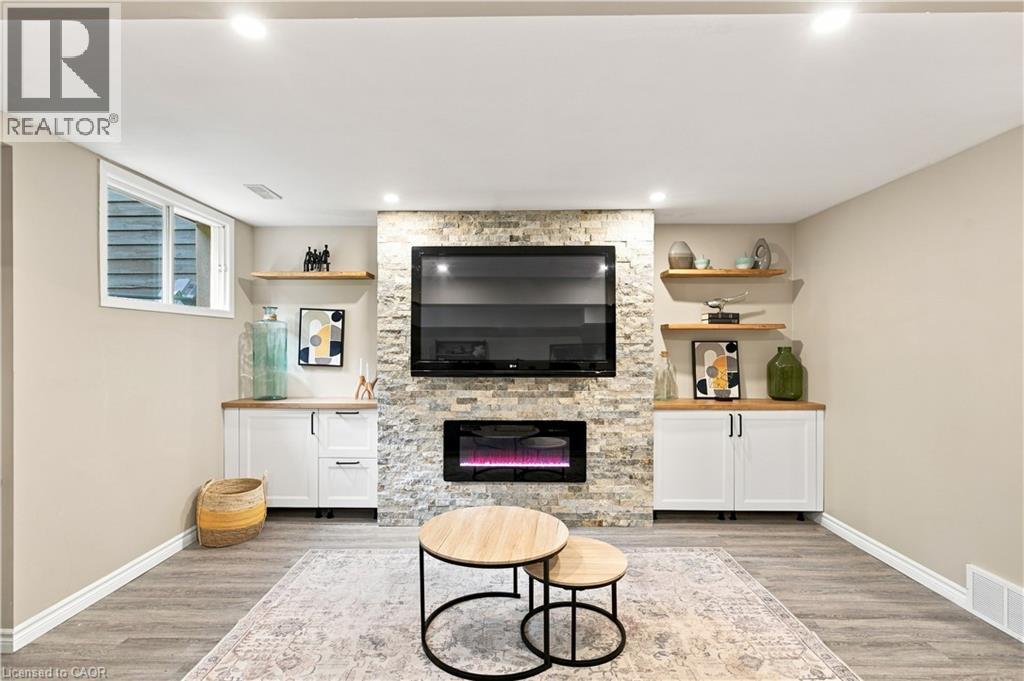 447 Drummerhill Crescent, Waterloo, ON