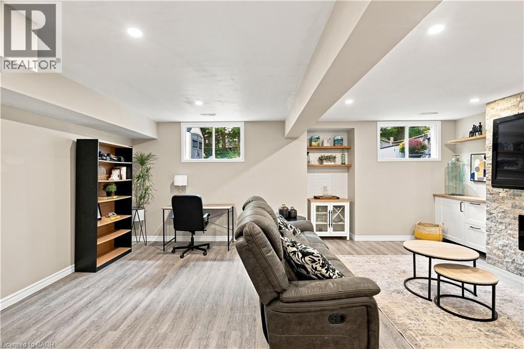 447 Drummerhill Crescent, Waterloo, ON