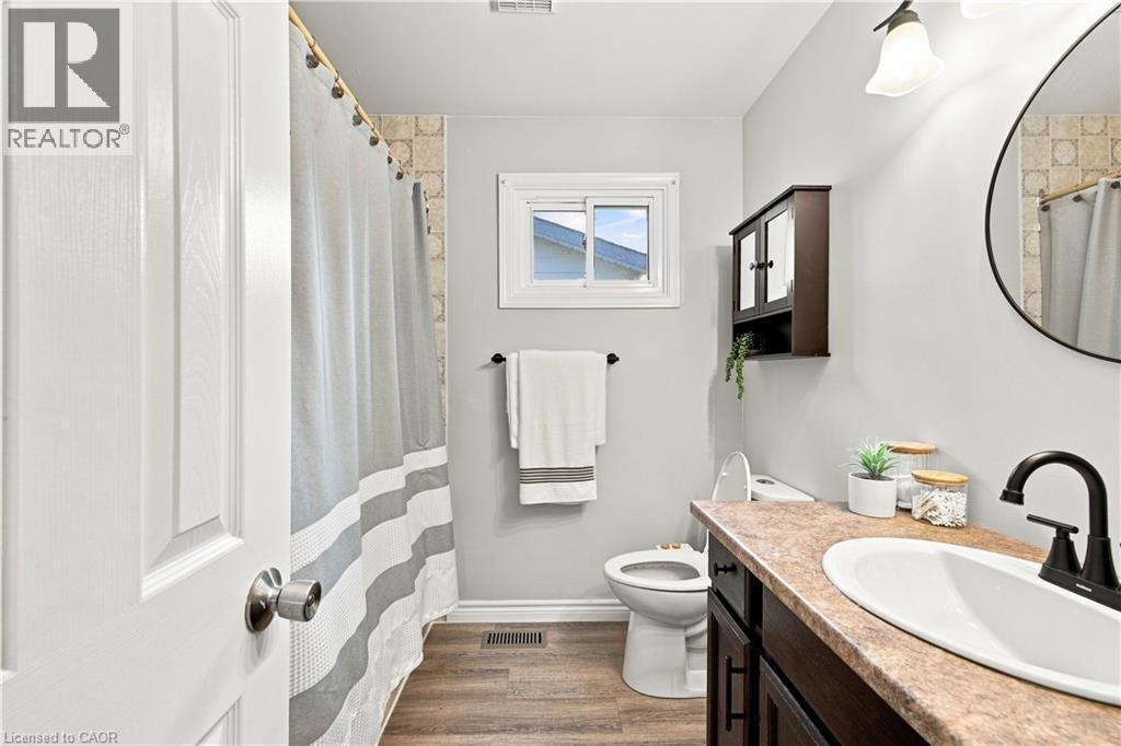 447 Drummerhill Crescent, Waterloo, ON