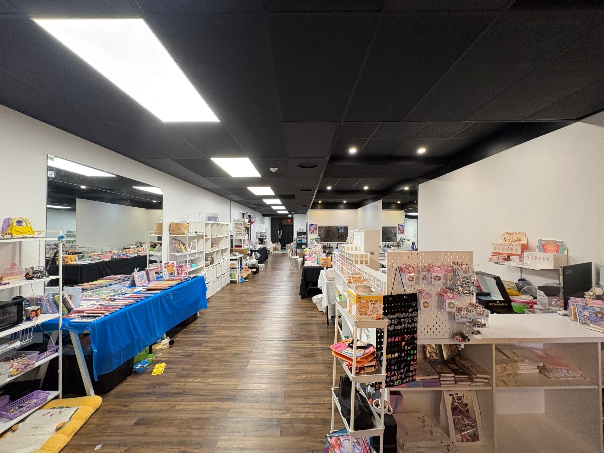 Commerce - 35 Av. Principale, Rouyn-Noranda, QC