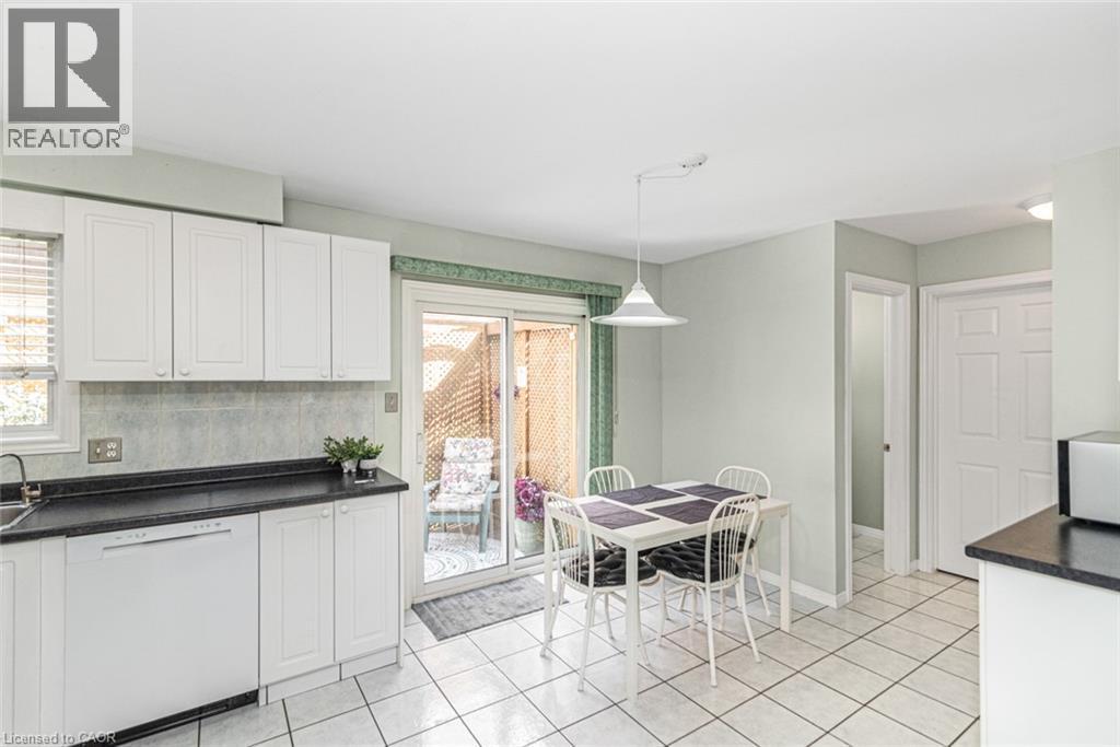 10 Richview Drive, Hamilton, ON