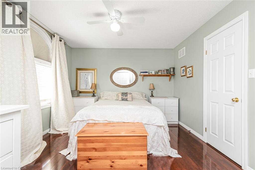 10 Richview Drive, Hamilton, ON