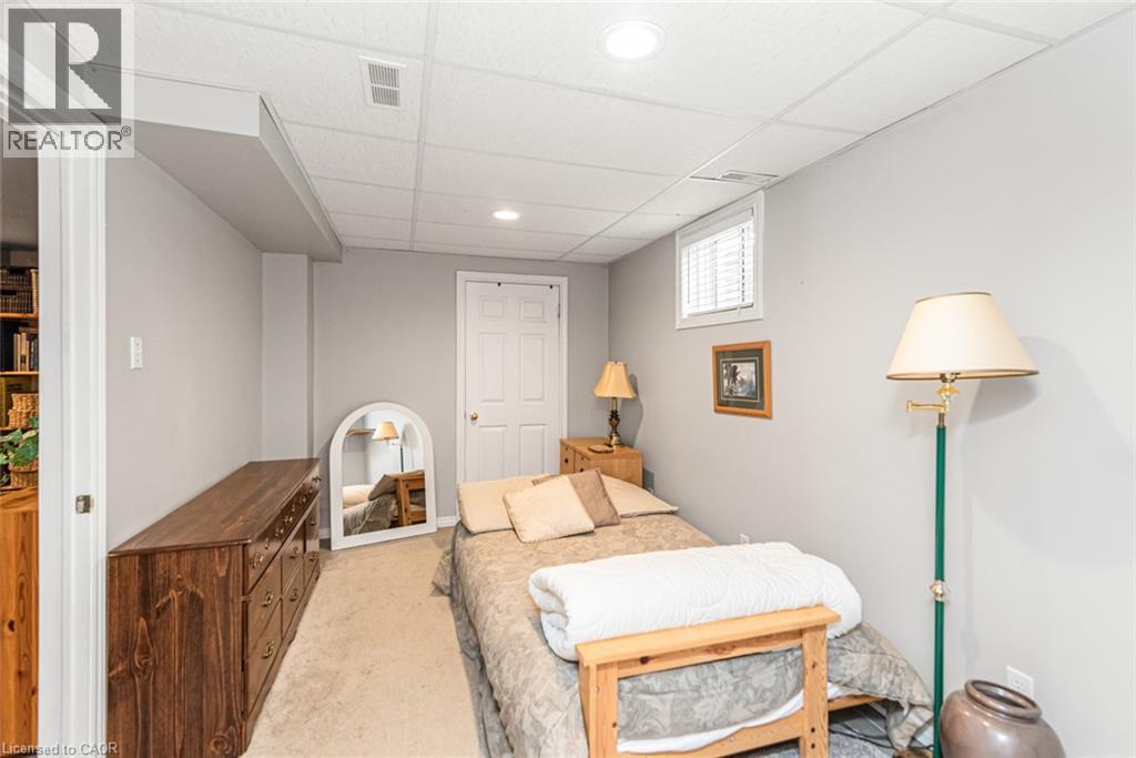 10 Richview Drive, Hamilton, ON