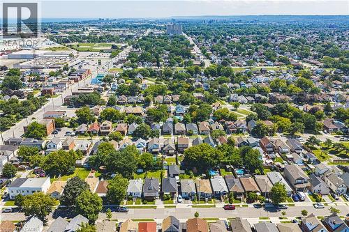 255 Weir Street N, Hamilton, ON 