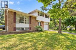 395 MOSSOM Place Waterloo, ON N2K 2G7