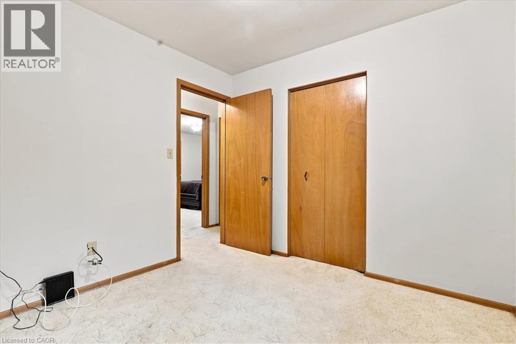 395 Mossom Place, Waterloo, ON