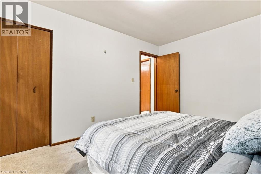 395 Mossom Place, Waterloo, ON