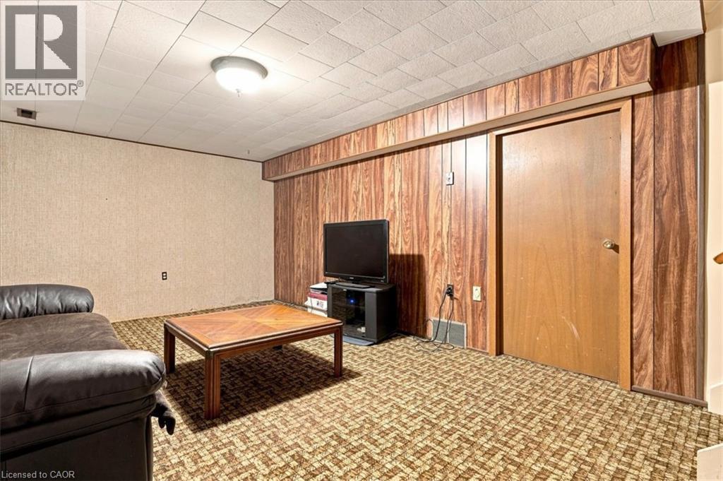 395 Mossom Place, Waterloo, ON