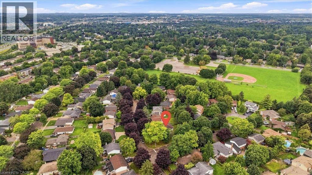 395 Mossom Place, Waterloo, ON