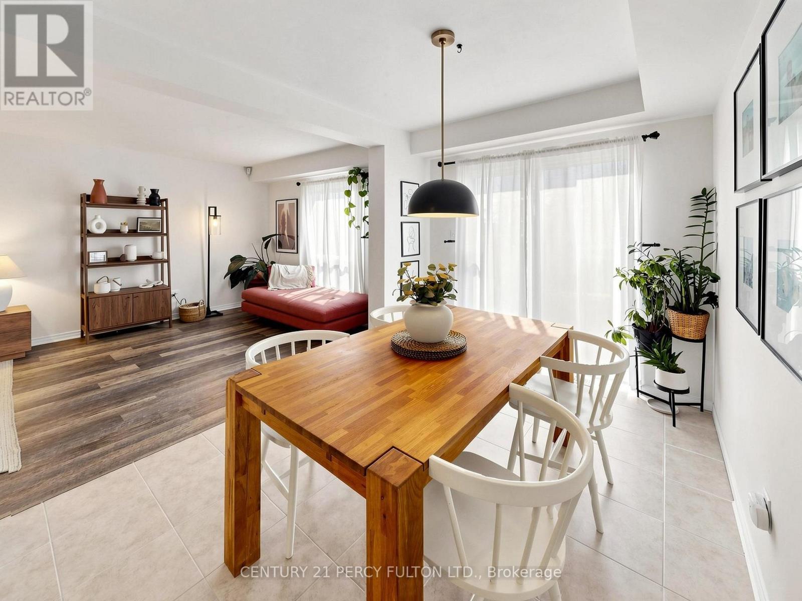 229 Dicenzo Drive, Hamilton, ON