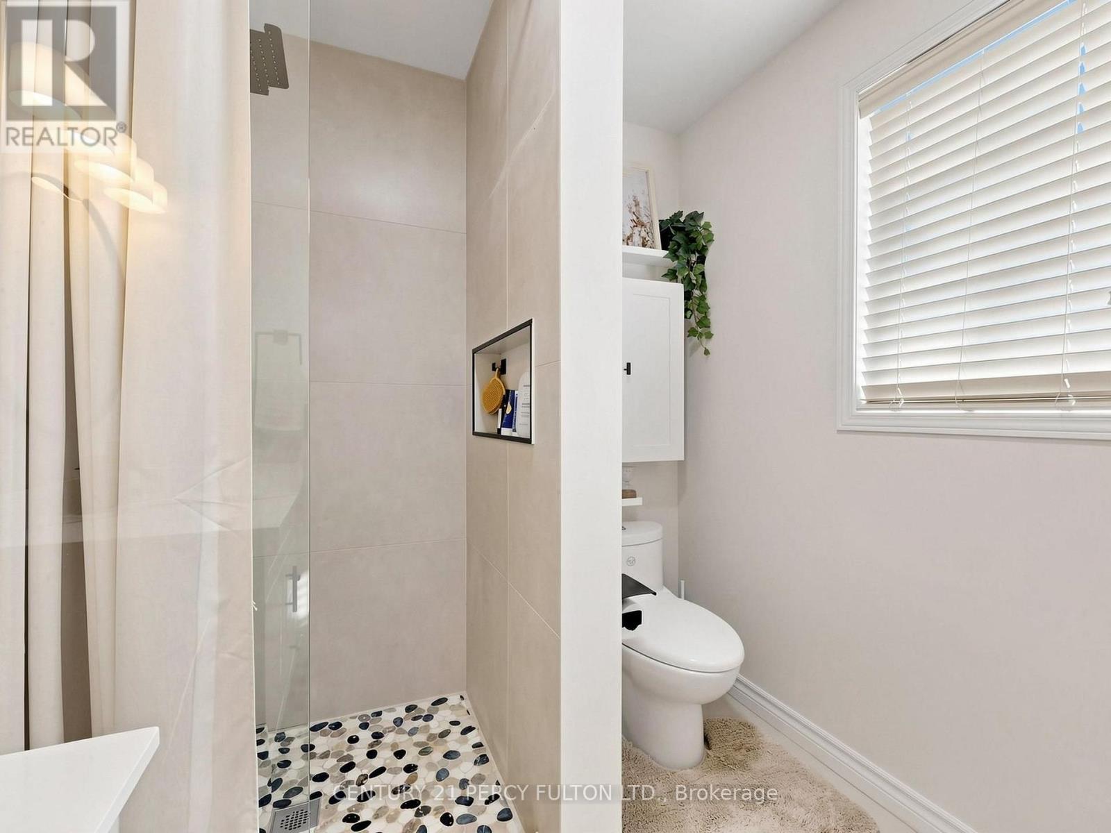 229 Dicenzo Drive, Hamilton, ON