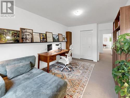 229 Dicenzo Drive, Hamilton, ON 