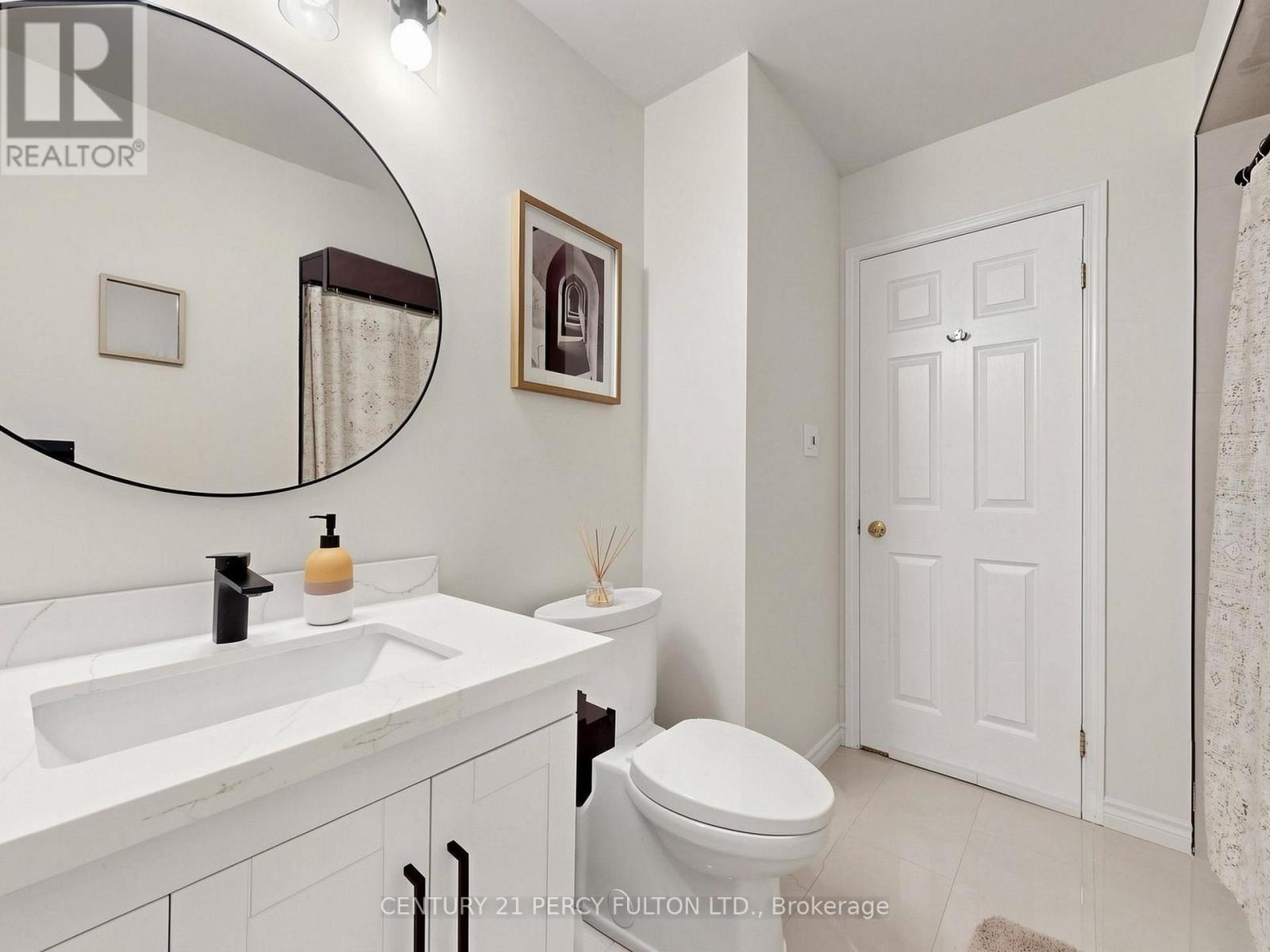 229 Dicenzo Drive, Hamilton, ON