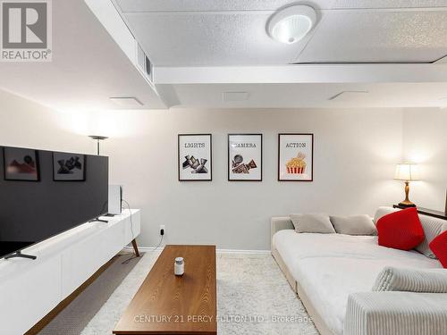 229 Dicenzo Drive, Hamilton, ON 