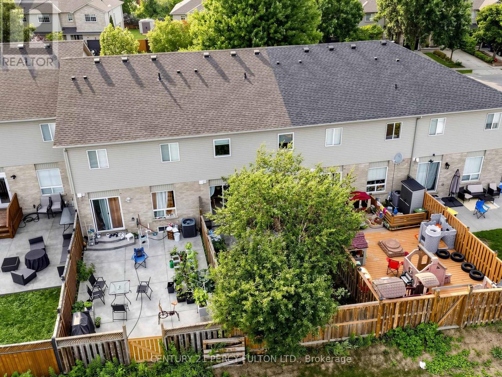 229 Dicenzo Drive, Hamilton, ON