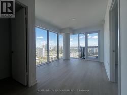 2205 - 15 DAVID SALOMON DRIVE Toronto, ON M3C 1E7