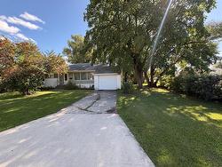 94 Turner Avenue  Winnipeg, MB R3J 2T1