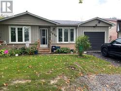 2636 FARMCREST AVENUE Peterborough (Ashburnham Ward 4), ON K9L 1H7