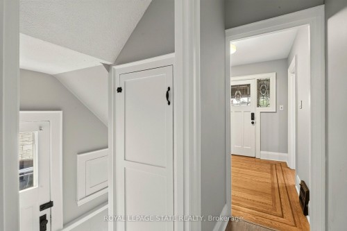 38 East 17Th Street, Hamilton, ON 