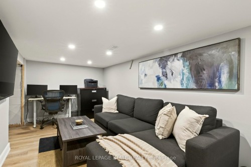 38 East 17Th Street, Hamilton, ON 