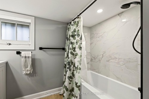 38 East 17Th Street, Hamilton, ON 