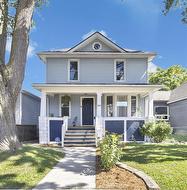916 WINDSOR Avenue Windsor, ON N9A 1K2