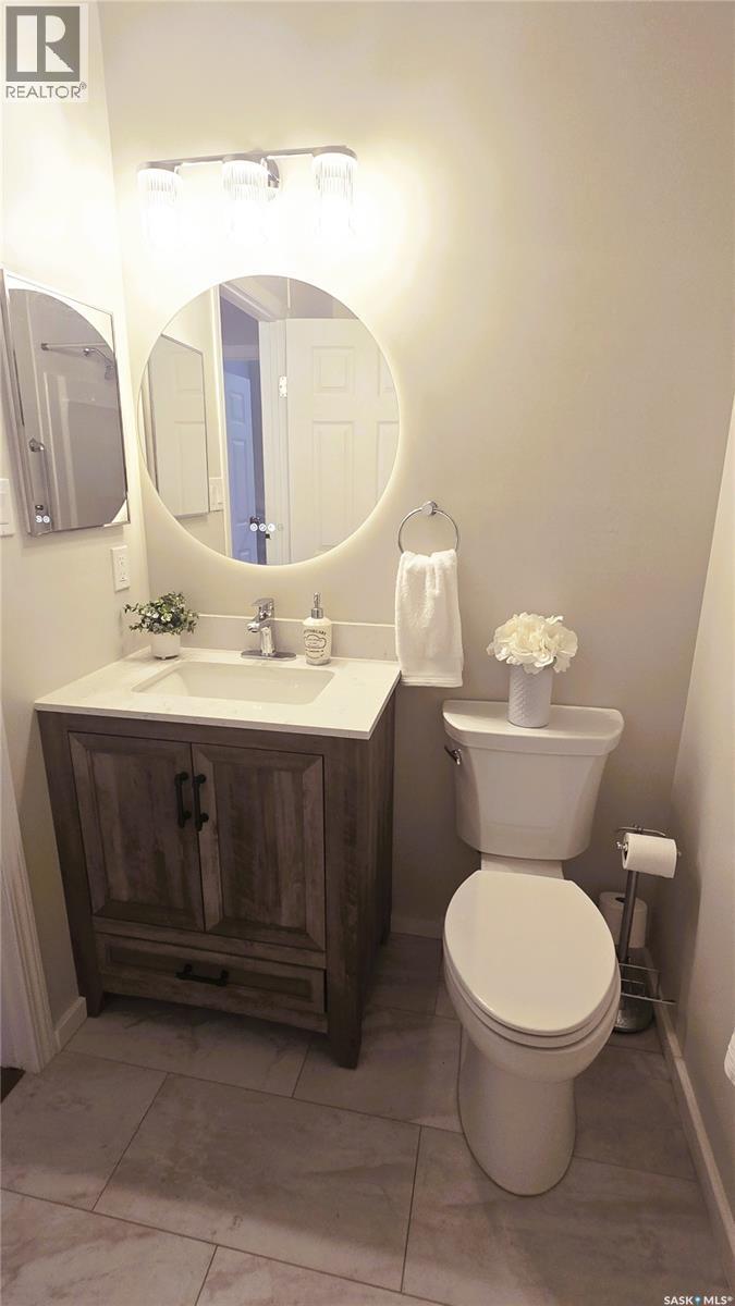 142 Blake Place, Saskatoon, SK - Indoor Photo Showing Bathroom