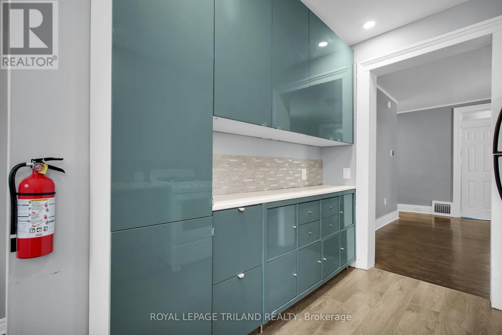 1 - 122 Centre Street, St. Thomas, ON - Indoor Photo Showing Other Room
